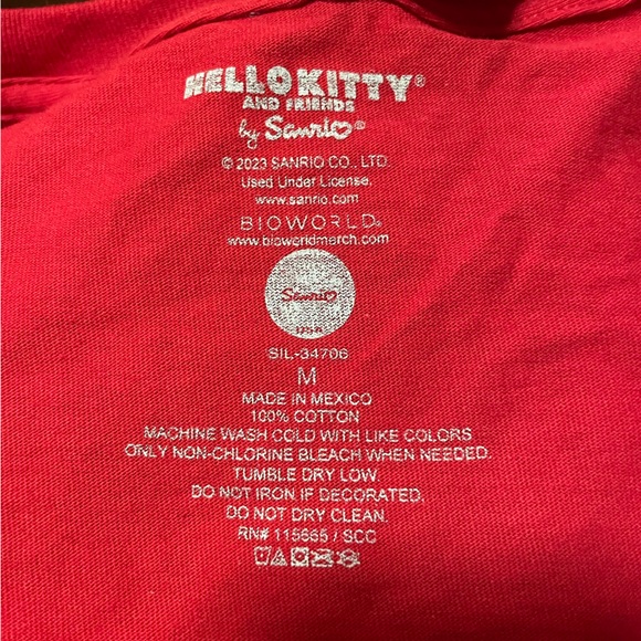 NWT Hello Kitty Holiday Christmas Cookies Red Shirt Sanrio Size M - Picture 4 of 5